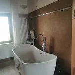 Vecchio Casale Quercetino Luxury Romantic With Freestanding Tub & Total Privacy * Montenero d'Orcia